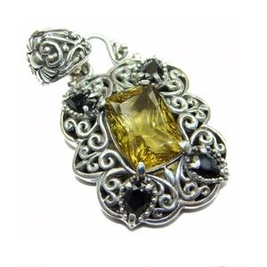 STERLING SILVER OLIVE TOPAZ PENDANT